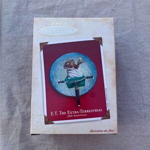 Hallmark E.T. 20th Anniversary Ornament Box - Red and White